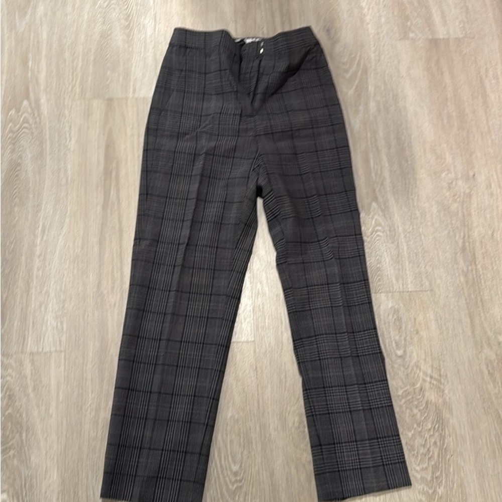Ladies Gray Plaid Pants